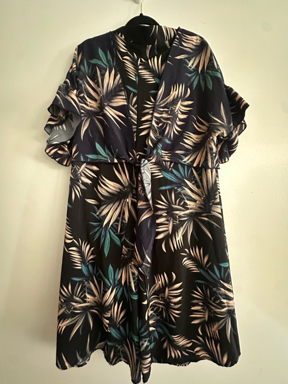 Tropical Leaf Print Co-Ord. Navy & Teal, flowy, lightweight, cute &comfy.